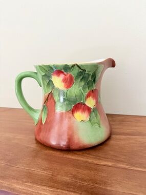 Limoges WG & Co Vtg Porcelain Cider Water Pitcher Hand Painted Apples France